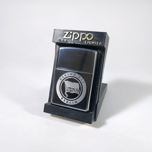 ZIPPO © Hertha BSC Berlijn. Vintage Castom-aansteker. Gemaakt in de VS