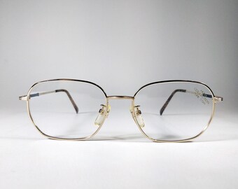 HOYA © Titan-p SO10E. Titan Glasses Frame 90s. Made in Japan HOYA © Titan-p SO10E. Titan Glasses Frame 90s. Made in Japan