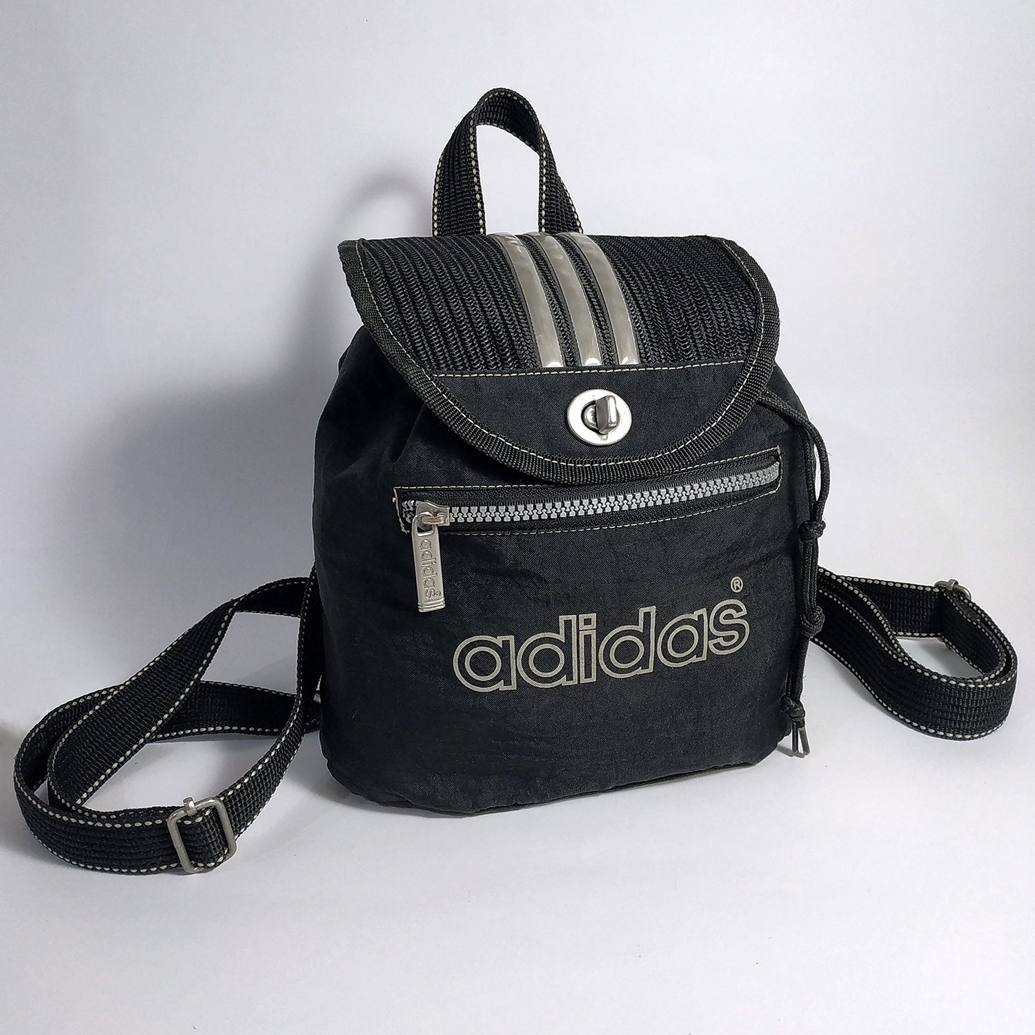 mochila adidas vintage