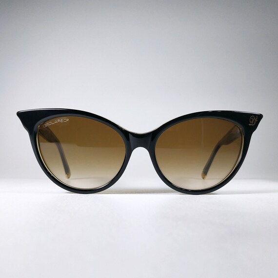 Dsquared2 キャットアイフレムメカネ D20039 V81 DSQUARED2 © Sunglasses DQ 0097. Cat Eye Frame. Made in Italy