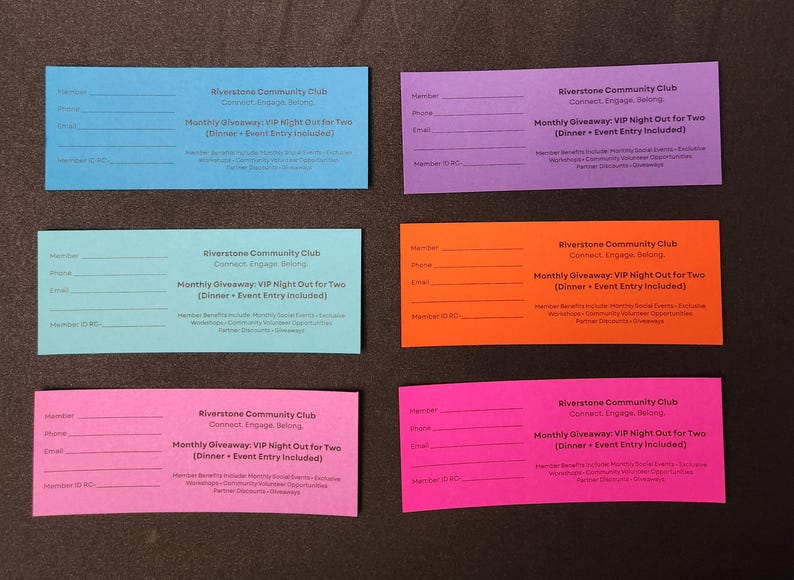 Puede incluir: Un letrero de madera r&uacute;stica con la frase "Welcome to our home" en letras blancas. El letrero presenta un acabado envejecido y un dise&ntilde;o sencillo y acogedor.