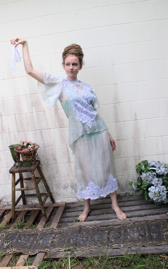 S-M/ Vintage 80’s Blue Silk Wedding Dress Capricc… - image 9