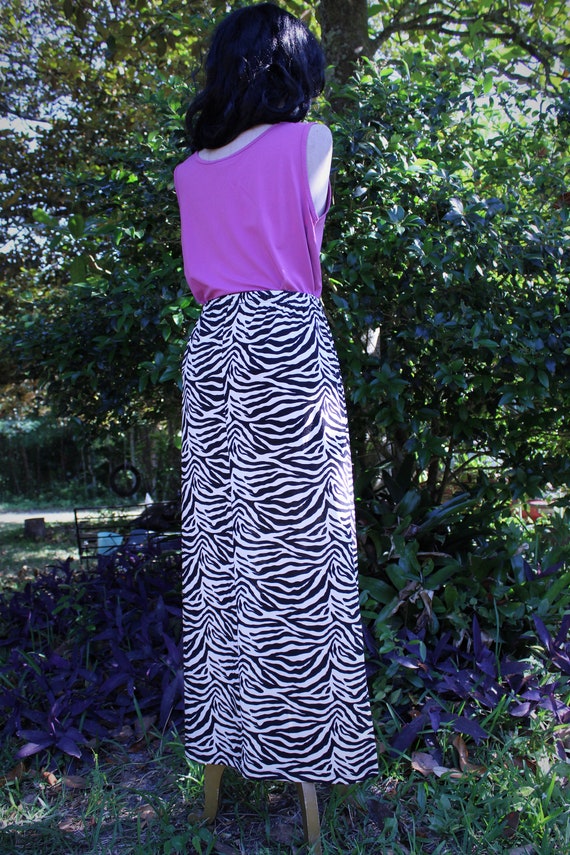 L/ Vintage Zebra Print Skirt, Black and White Spandex… Gem