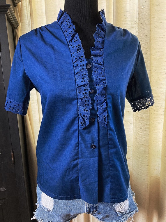 XS-S/ Vintage Blue Ruffle Lace Blouse, 70’s Short… - image 8