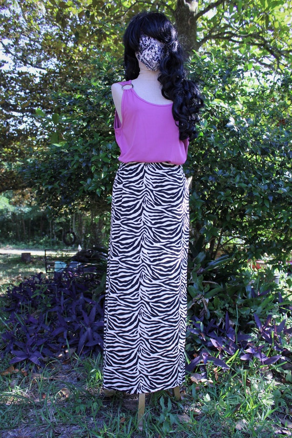 L/ Vintage Zebra Print Skirt, Black and White Spandex… Gem