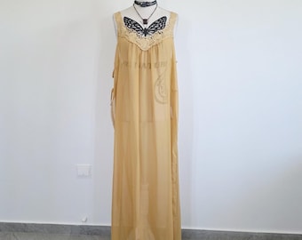 Vestido largo lencero de verano transparente color canela con tirantes, estilo vintage de los 90.