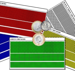 Op de afbeelding: Vijf vellen geruit papier met verschillende kleuren: rood, blauw, groen, geel en zwart-wit. De vellen zijn gelabeld met de kleur en "checkers".