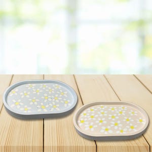 Handmade Daisy flower pastel blue or orange catchall concrete decor tray - perfect gift! Hold jewelry, keys & more! Whimsical decor!