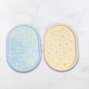 Daisy flower design Concrete catch-all decor to hold jewelry or keys tray in pastel blue or orange - Perfect whimsical style gift!