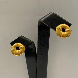 Pre-columbian jewelry. earrings ,quimbaya ring nose earrings  pre-colombinos 24kt gold plated.