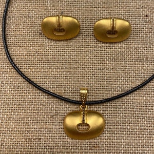 precolumbian jewelry , set earrings and pendant, pre colombinos, pre colombian 24kt gold plated