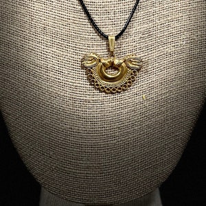pre columbian jewelry , ring nose pendant, pre colombinos. pre colombian, 24kt gold plated