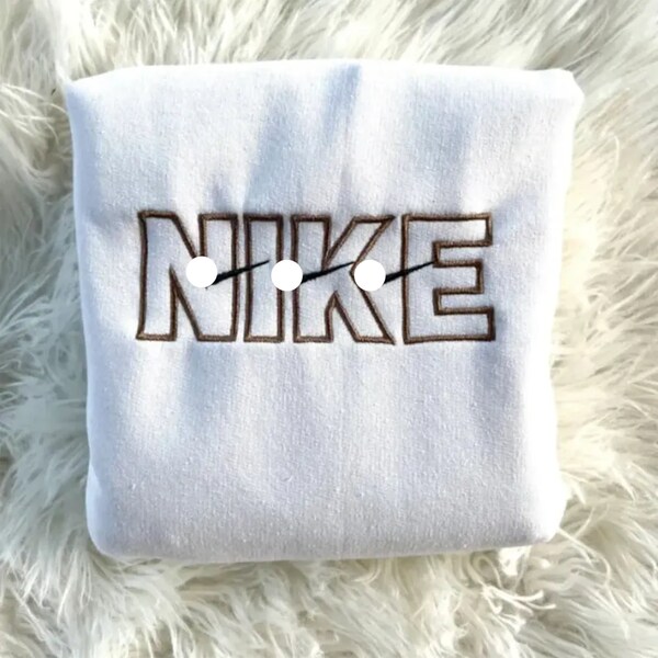 embroidered nike sweatshirt vintage