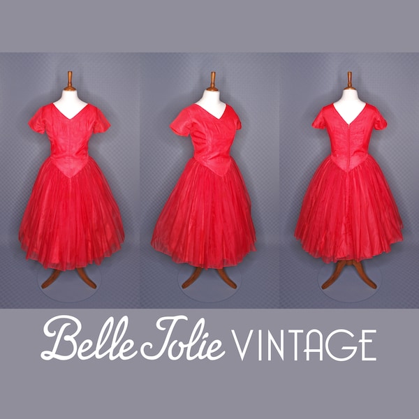 Vintage 1950s Coral Pink Organza Chiffon Party Dress, Knee Length, Cap Sleeves, V Neck, Cinched Waist, Full Skirt (Size Extra Small/Small)