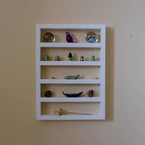 Small Item Five-Level Display Shelf – Knick-Knack Shelf, Trinket Shelf, Collectible Display – Simple Design, Keyhole Hanging – White + Black