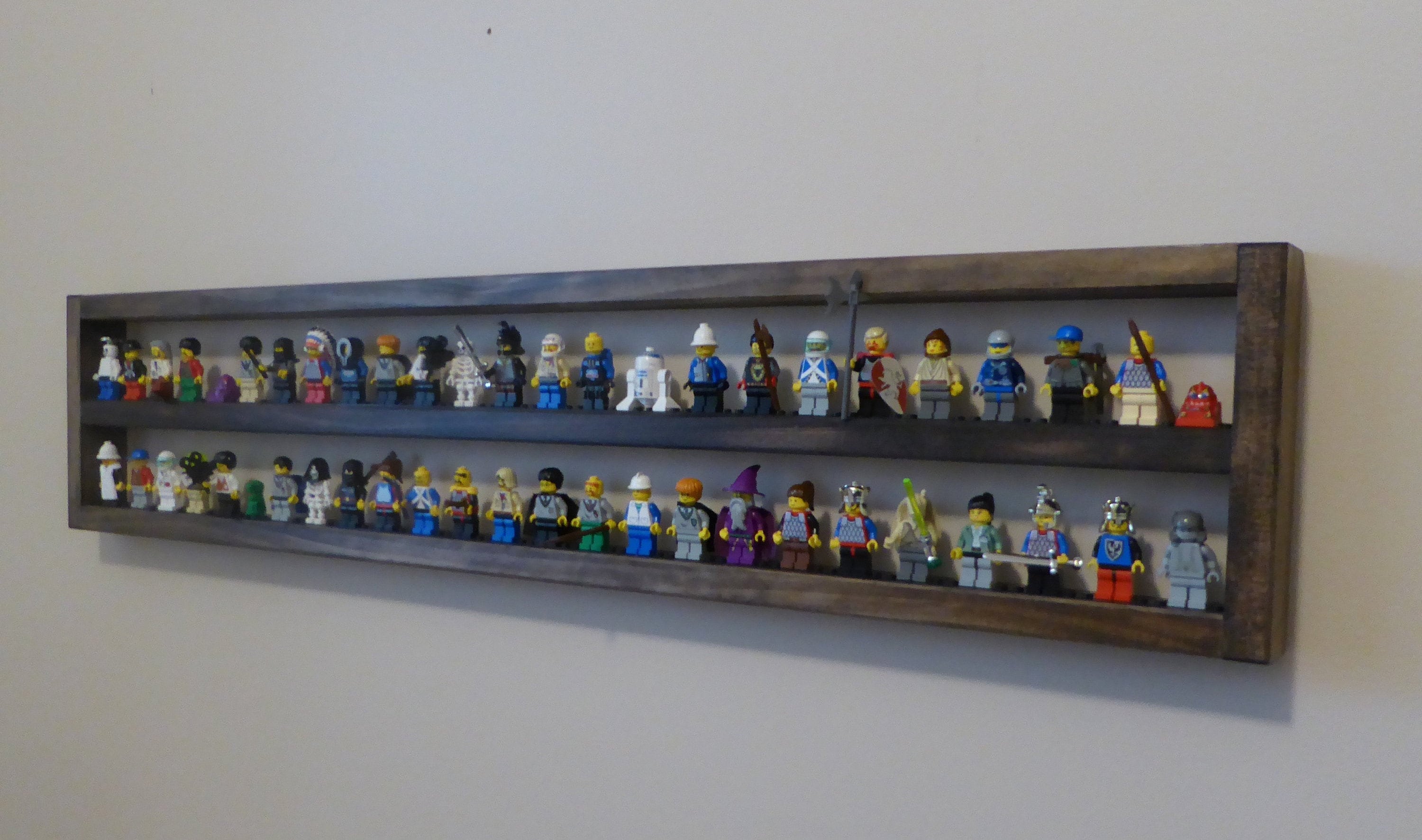 Floating Wide/horizontal Wall Shelf for Minifigures - Minifigure ...