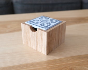 White Oak Box with Moroccan Tile Lid, Knick-Knack Box, Keepsake Box, Jewelry Box, Wooden Box, Desktop Box, Coffee Table Box, Decorative Box