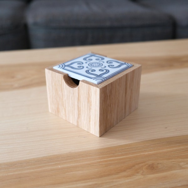 White Oak Box with Moroccan Tile Lid, Knick-Knack Box, Keepsake Box, Jewelry Box, Wooden Box, Desktop Box, Coffee Table Box, Decorative Box