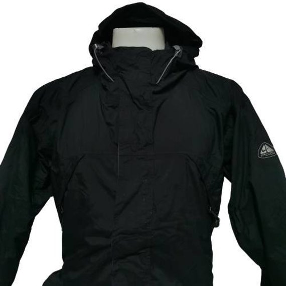 acg raincoat