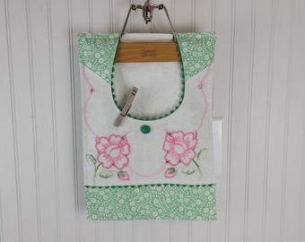 Handmade Vintage Cotton Clothes Pin Bag with Rick Rack and Button Detail