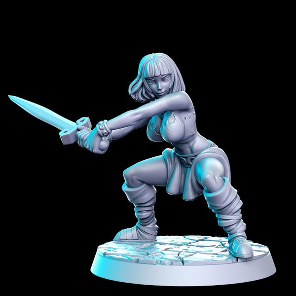 HeroQuest female barbarian - Miniatures Unpainted 32mm Dungeons and Dragons