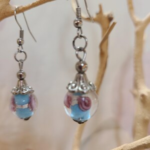 Pretty Dangle Earrings - glass beads with roses - (Set O/pink pouch)