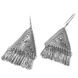 Amazing sterling Silver earrings are handcrafted - a filigree style Authentic Yemeni