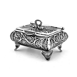 Adi Besamim Box, Jewish Wedding Gift, Judaica Gift, Havdalah box, Yemenite Art, Sterling Silver 925 Box, Made In Israel