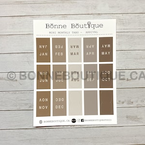 Mini autocollants à onglets mensuels - Inspiré par Shaun Tan Arrival de Hobonichi beige marron neutre perforé pour un pliage facile - Onglets d'autocollants - B119