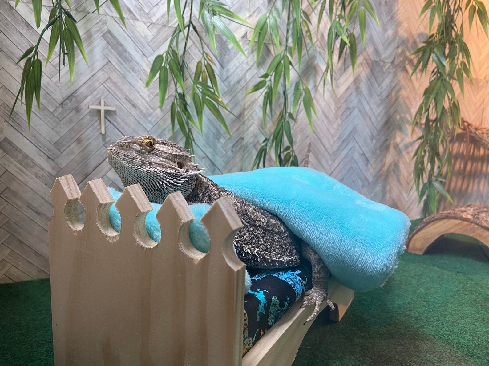 Reptile Beds Lizard Furniture Reptile Houses and Hides Etsy
