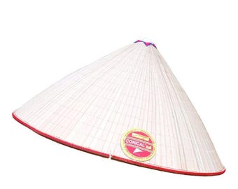 garden hat China retro style top plantbased plant Asia Asian leaf lid design nature stylish bamboo conical gardener gardening vegan Vietnam