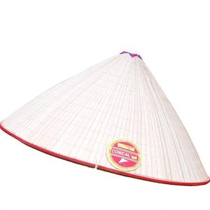 garden hat Asia Asian sun top conical cap farm rice Asian gardener gardening China Chinese natural Non la non la nonla Vietnam Vietnamese