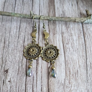 Boho Sunflower Drop Earrings: Vintage Bronze Floral Jewelry