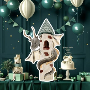 Dragon groot decor knipsel, baby jongen verjaardag standee, grillige draak, schattige sprookjesfeestdecoratie, draak afdrukbare achtergrond voor kind