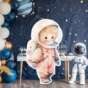 Grand décor de bébé joueur astronaute Accessoires de fête découpés, voyageur debout d'anniversaire d'astronaute, toile de fond adorable mignonne, grands accessoires imprimables pour la décoration de fête