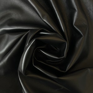 Cuir de mouton pour vêtements, cuir d'agneau nappa pour vestes col noir épaisseur 0,8 mm (2 oz)