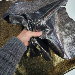 Goat metallic snake suede leather 0,8-1,0mm, Goat metallic on Suede reptil Leather for Bags shoes Leather Goods