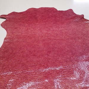Sheep soft patent leather, Genuine sheepskin leather hide printed crocodile thickness 1,0mm(2 1/2 oz)
