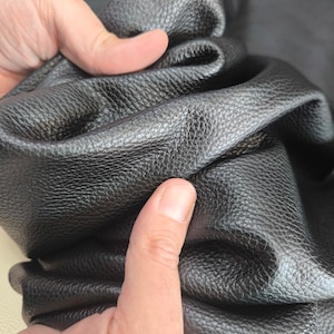 Soft Cowhide Leather: Full Grain Cow Leather, 1.5mm (4oz) for Bags & Crafts