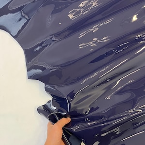 Glossy Cow Patent Leather Sheet: Soft Italian Leather (1.0mm 2,5 oz)