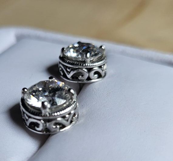 Vintage Solid 925 Sterling Silver Stud Earrings - image 2