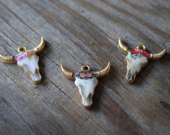 Cow Skull charm / pendant - pack of 3 bull skull for jewelry making a necklace bracelet or earrings