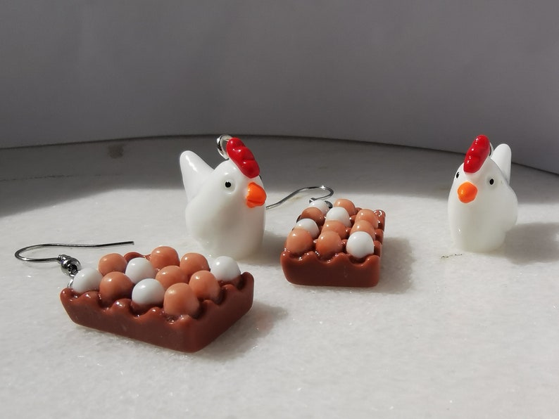 Boucles d'oreilles en forme de boîte à œufs de poule, bijoux bio et sains inspirés de la ferme, plateau porte-œufs, cadeau original pour une fille à la campagne, breloques pour une fête sur le thème des poules image 2