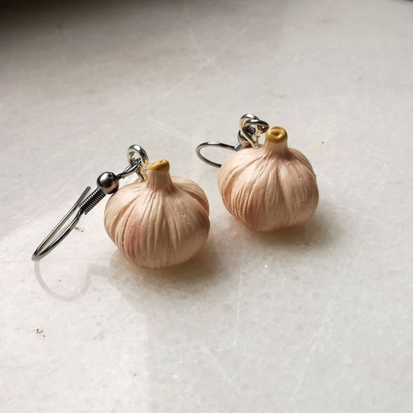 Garlic bulc head earrings, fresh garlic lover cloves gift, garlic pattern jewelry, dracula vampire cosplay costume, garlic girl allium charm