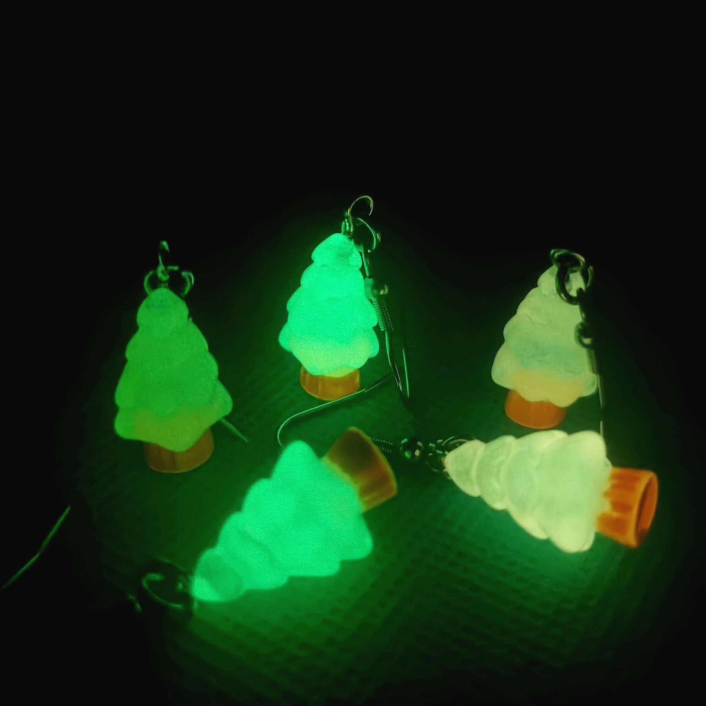 Orecchini Pendenti A Forma Di Albero Di Natale Con Strass - Ganci Placcati Oro - Regalo In Sacchetto Organza