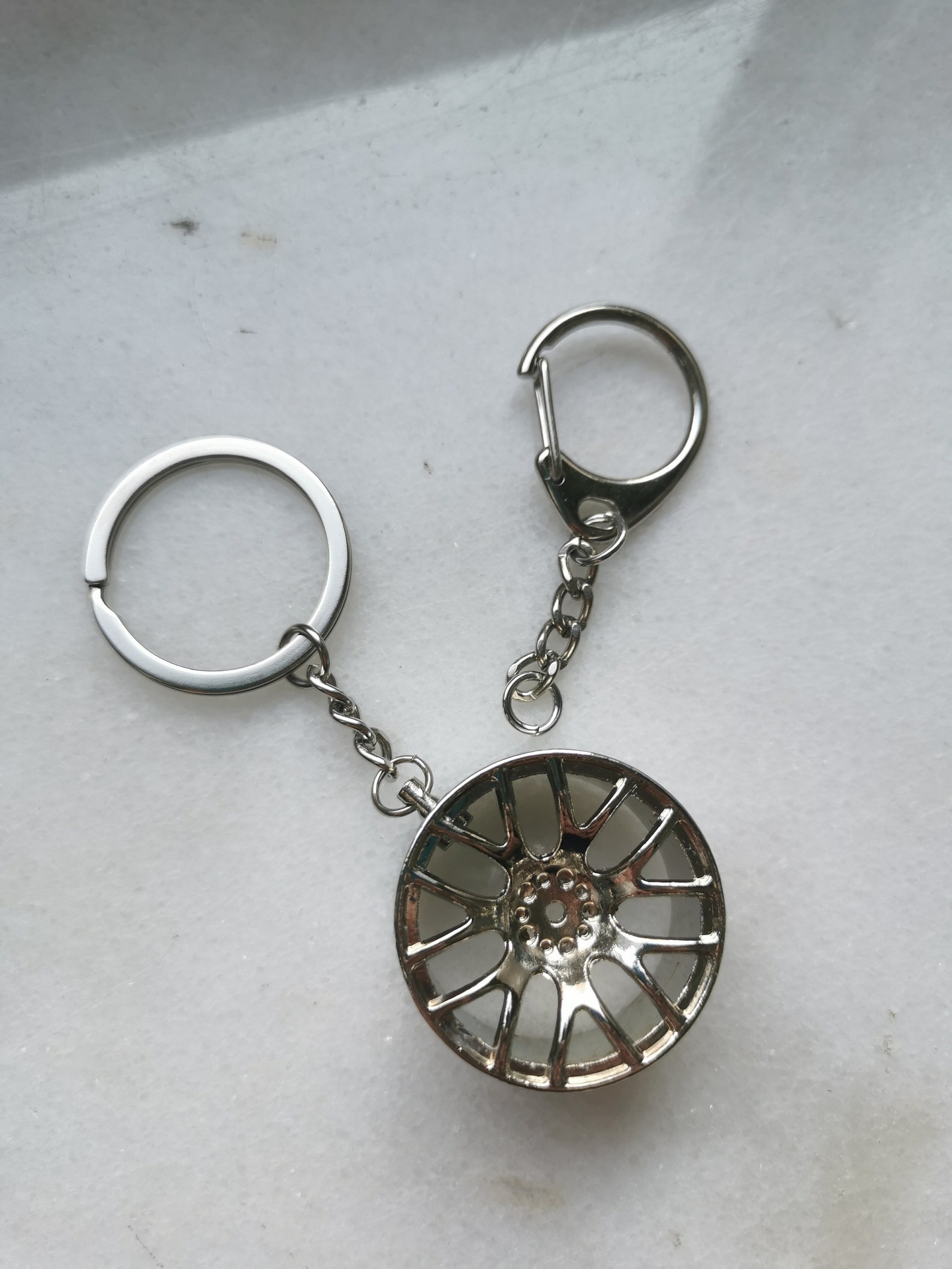 Car Tire Rim F1 Keychain, Formula 1 Wheel Alloygold Keyring Charm, Rims ...
