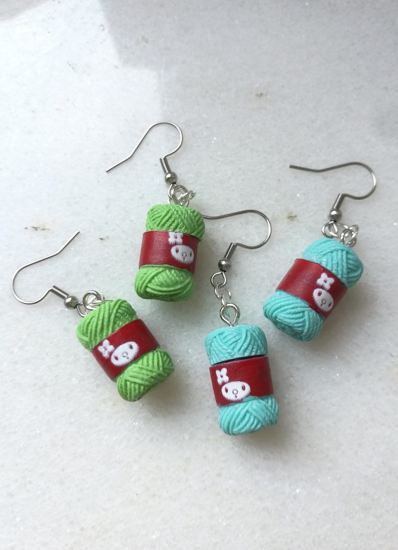 Boucles d'oreilles à tricoter en fil de crochet, modèle de bijoux à coudre, cadeau pour les amateurs d'artisanat, breloques en résine d'aiguille à tricoter, perles de laine de fil de boule colorées image 8