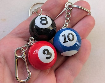 8 ball keychain, pool ball keychain, magic 8ball keyring, eight ball charm, cool y2k billard snooker gift, schlüsselanhänger billiardkugel