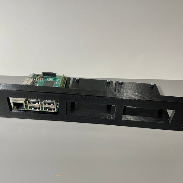 Raspberry Pi  10in Half Rack 1U Mount