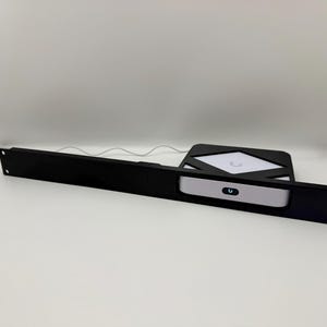 Unifi Cloud Gateway Ultra, Gateway Max ou Cloud Gateway Max - Montage en rack 1U